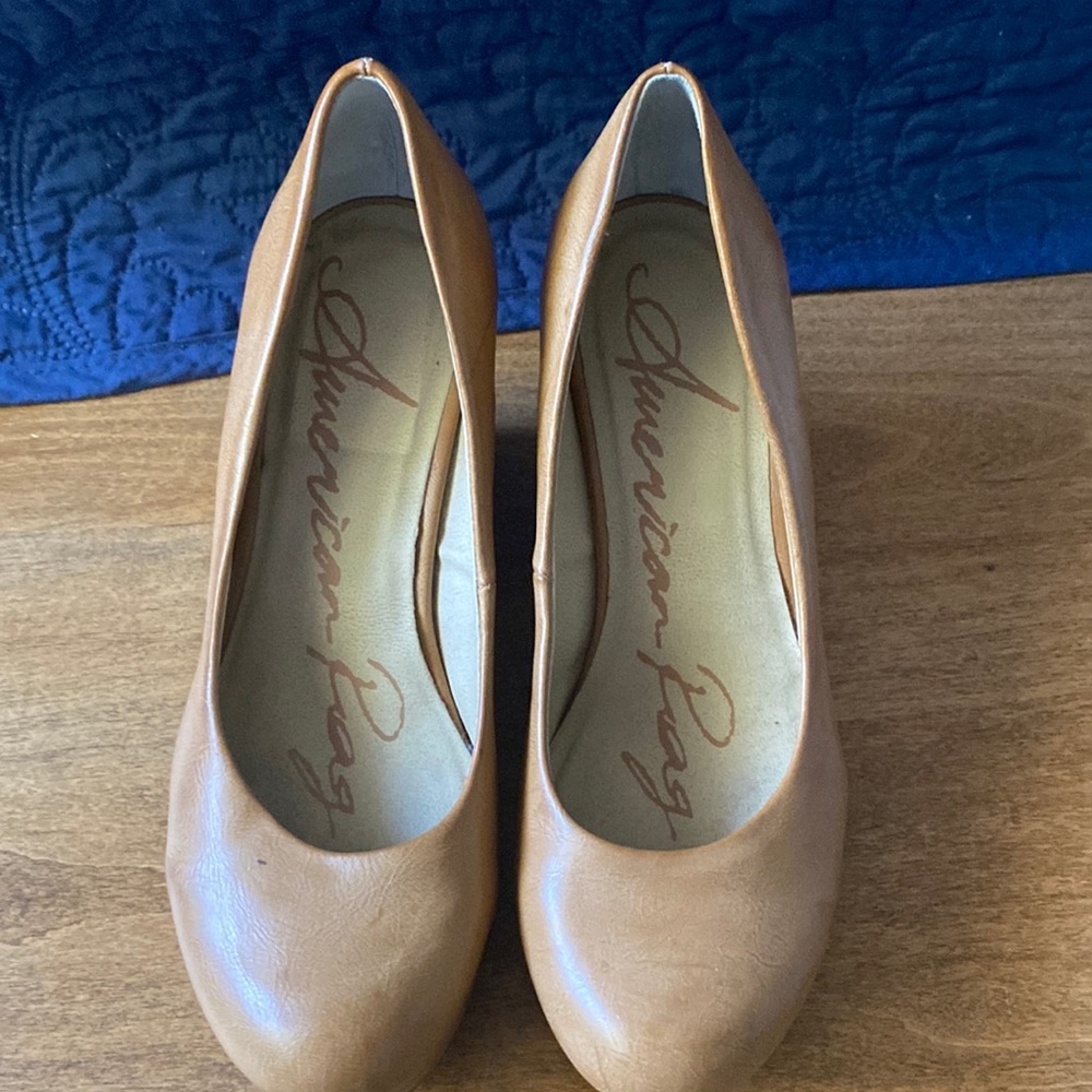 Wedge pumps